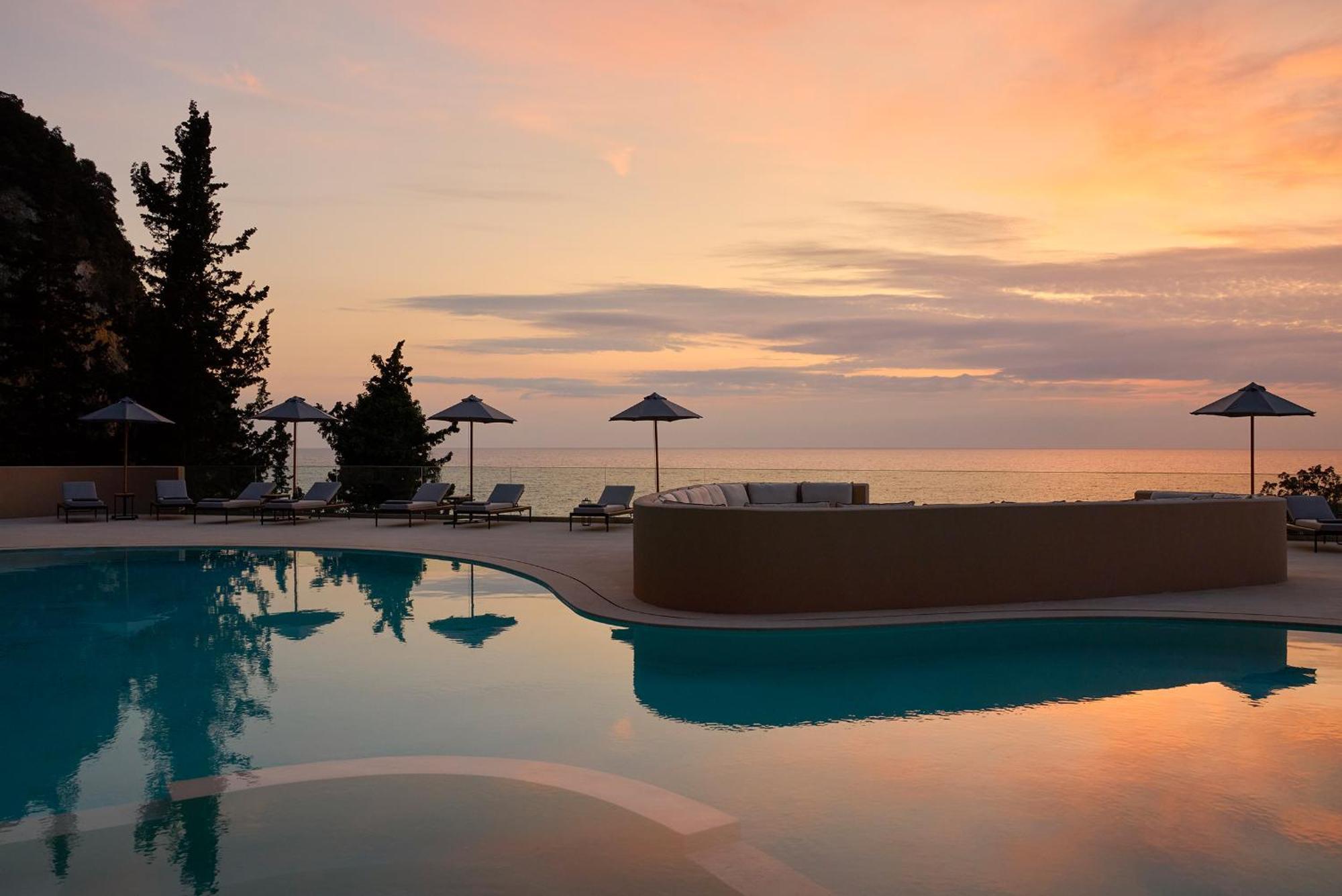 Alkyna Lifestyle Beach Resort (Adults Only) Hotel 5*