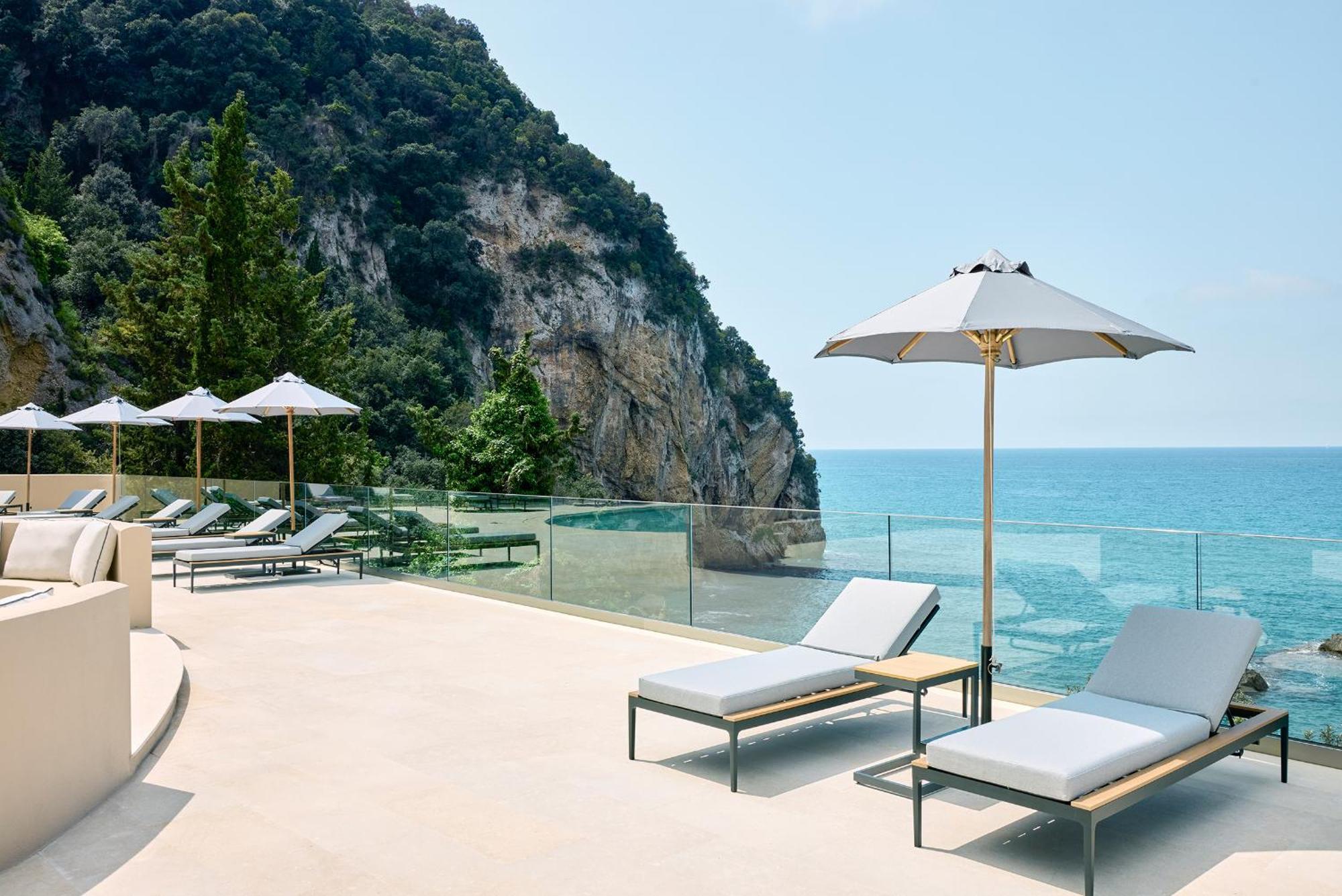 Alkyna Lifestyle Beach Resort (Adults Only) Hotel
